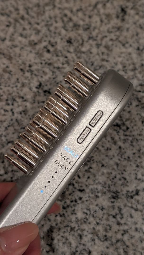 【美品】SALONIA EMS リフトブラシ