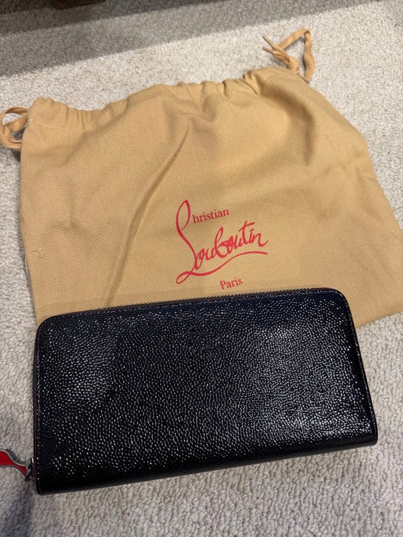 Christian Louboutin クリスチャンルブタン長財布 黒