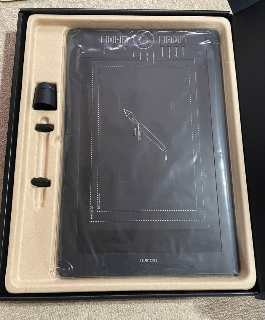 ワコム ペンタブレット intuos pro Large （PTH-851）