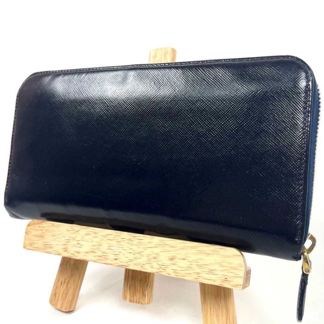 プラダ　長財布　ロゴプレート　サフィアーノ　ラウンドファスナー　バイカラー　美品