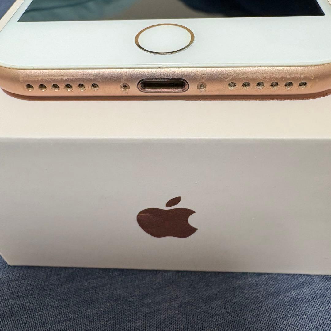 iPhone8 ゴールド SIMフリー バッテリー75%