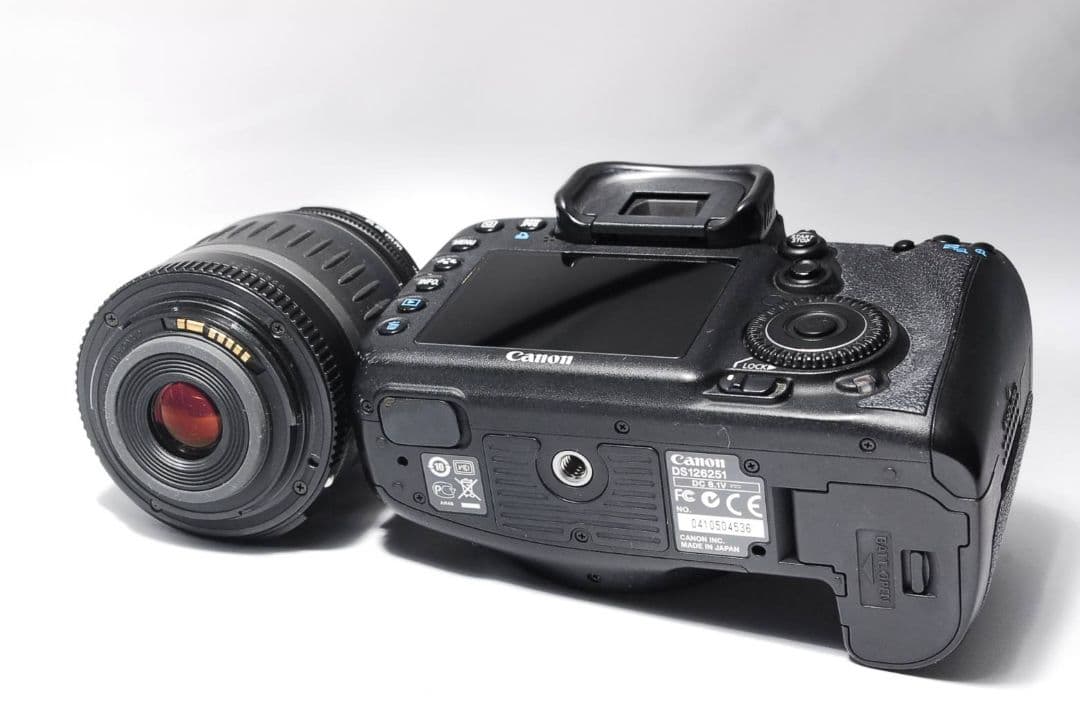 ♥圧倒的な性能♥CANON EOS 7D★一眼レフカメラ★初心者おすすめ