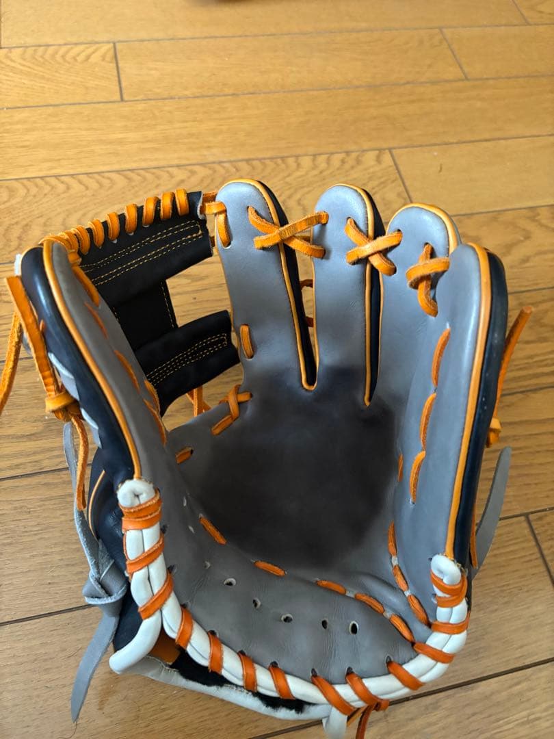 ジ*ー様 DiO 硬式野球グローブ 黒/オレンジ