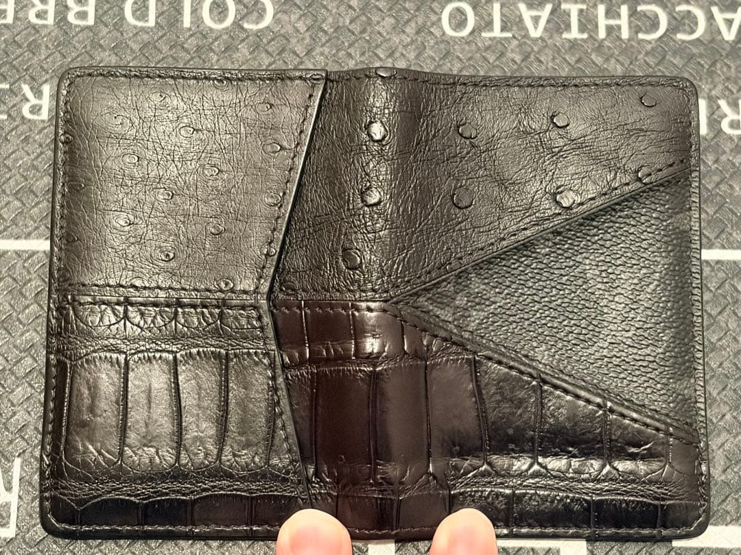 タ*ウ様 Louis vuittonクロコ&オーストリッチ名刺入れ