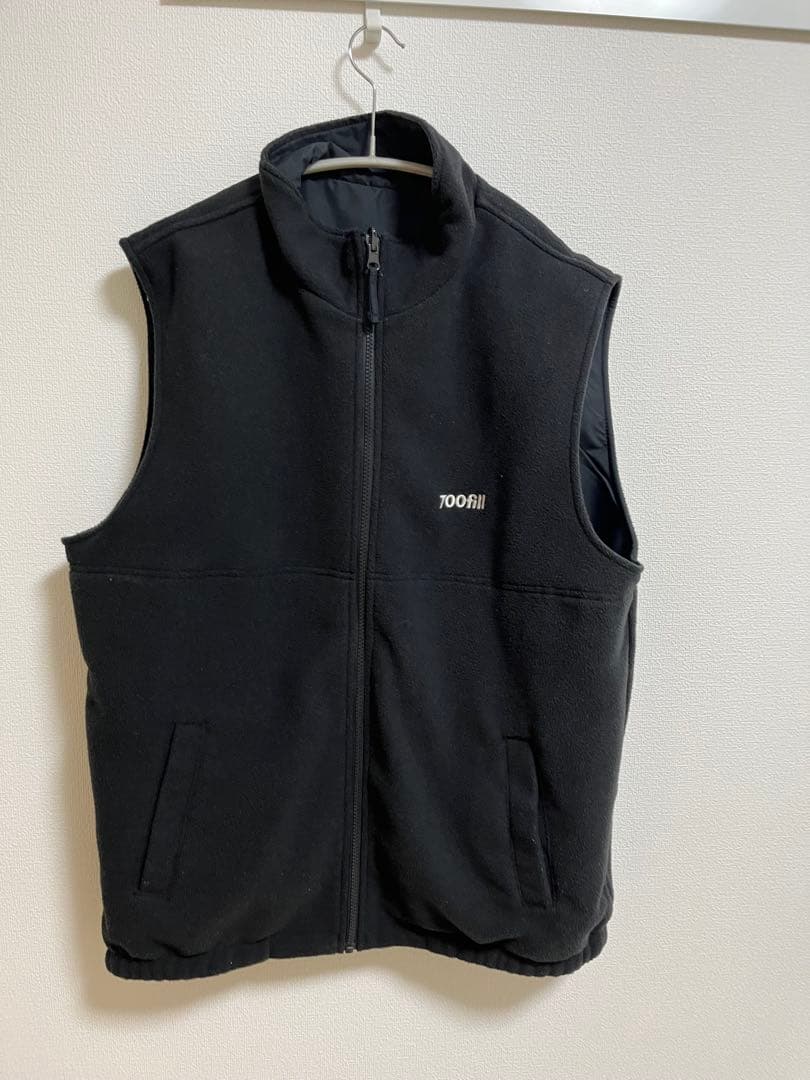 d*y様 700fill リバーシブルフリースベストブラックMサイズ