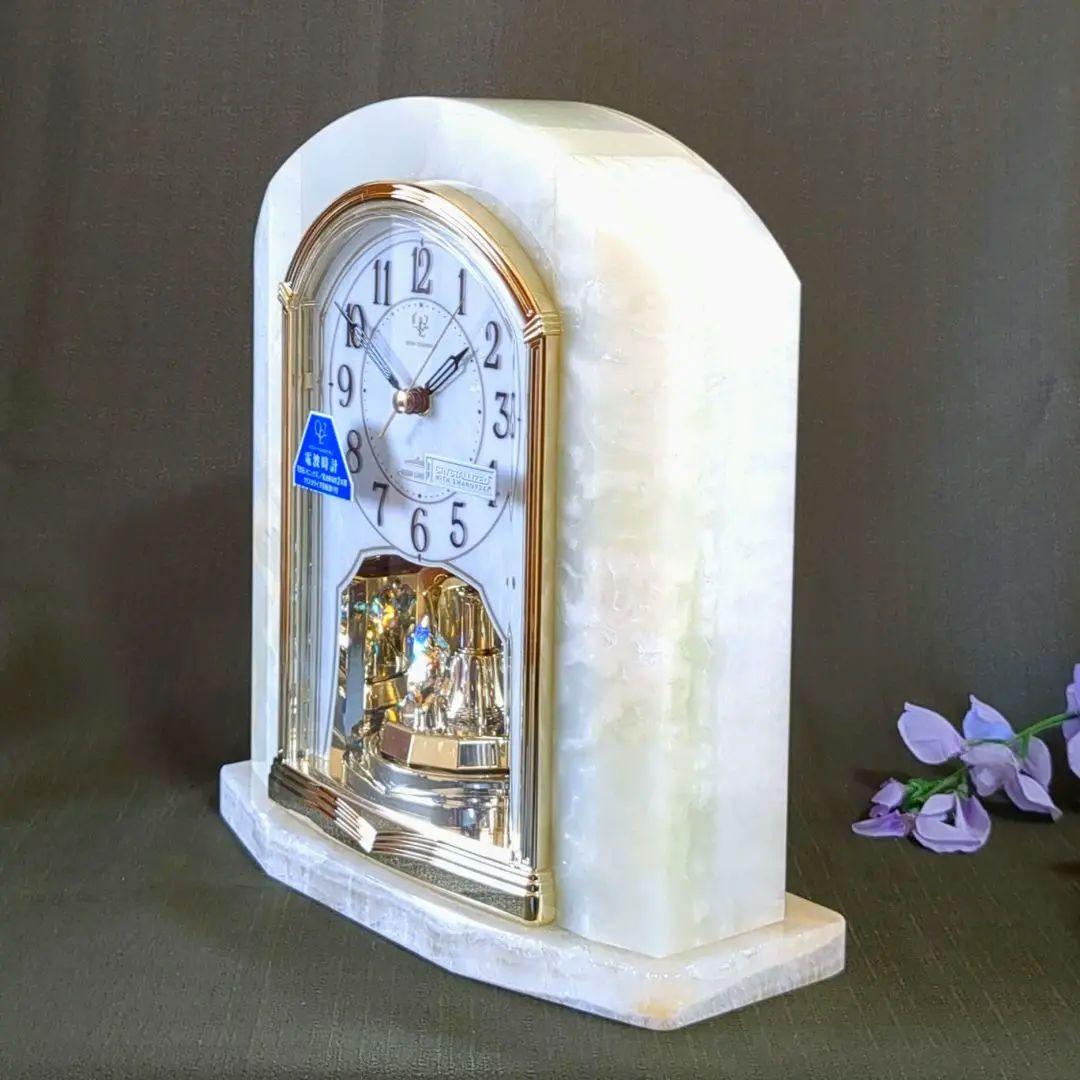 リズム時計 天然大理石　QUEEN ELIZABATH 2　電波時計　可動品❗️