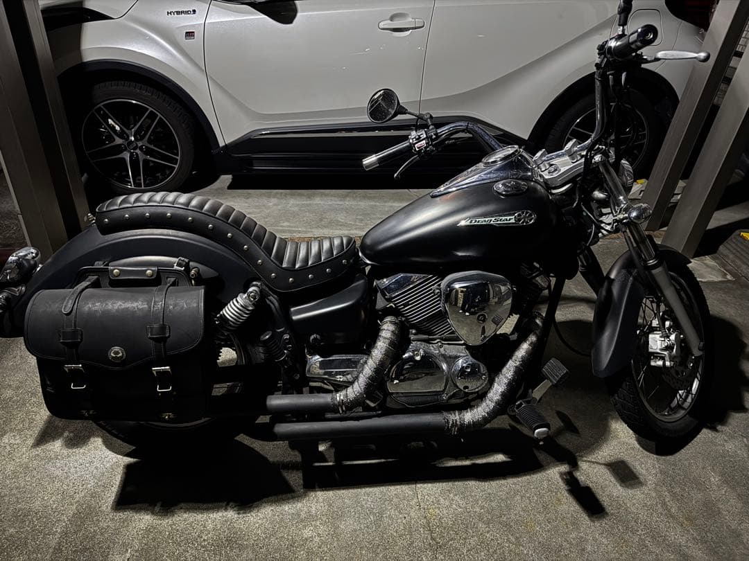 コブラシート　ドラッグスター250専用 スタッド付タックロールシート