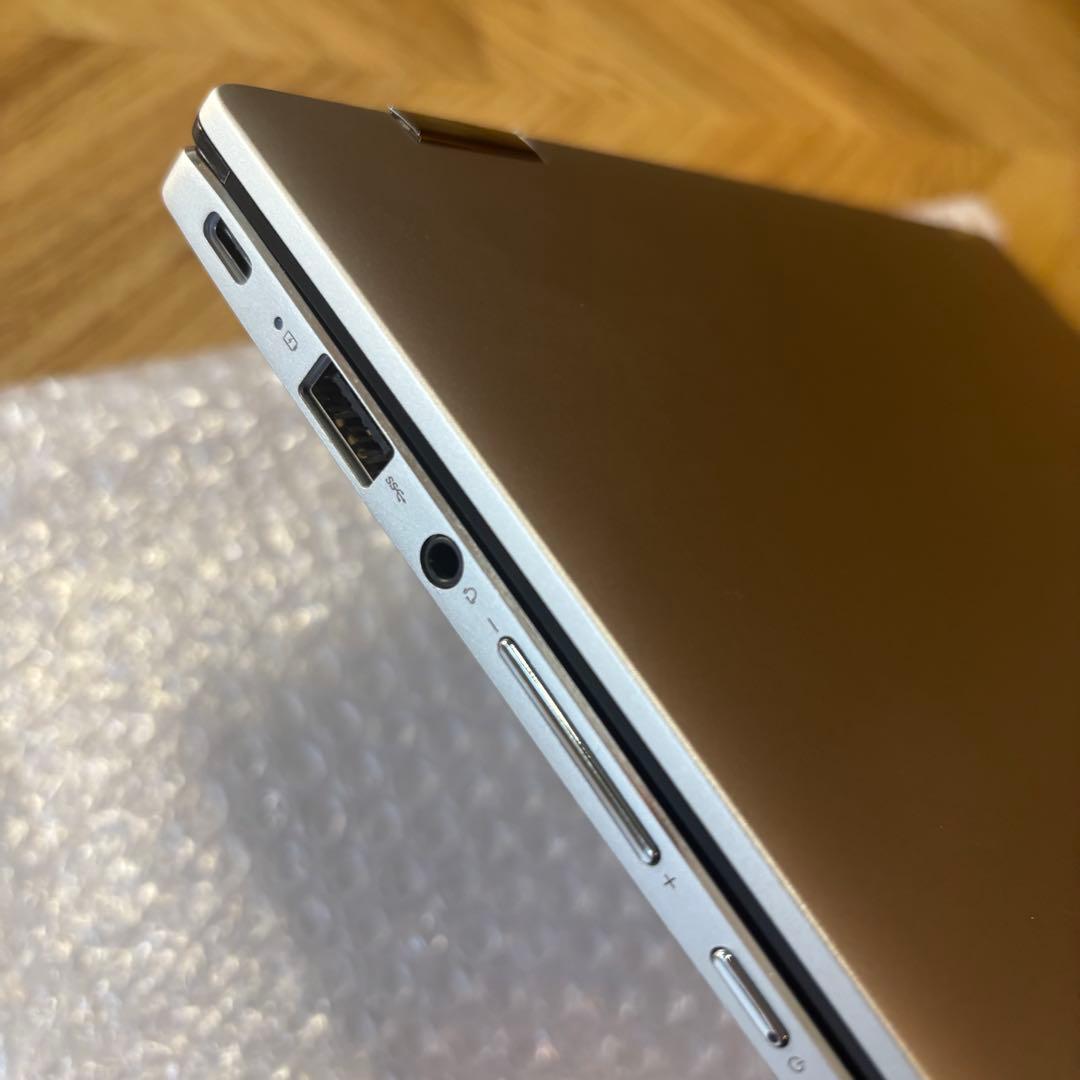 【極美品】ASUS Chromebook 本体 ACアダプター付き 人気モデル