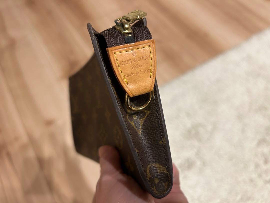 Louis Vuitton モノグラムポーチ 保存袋付き