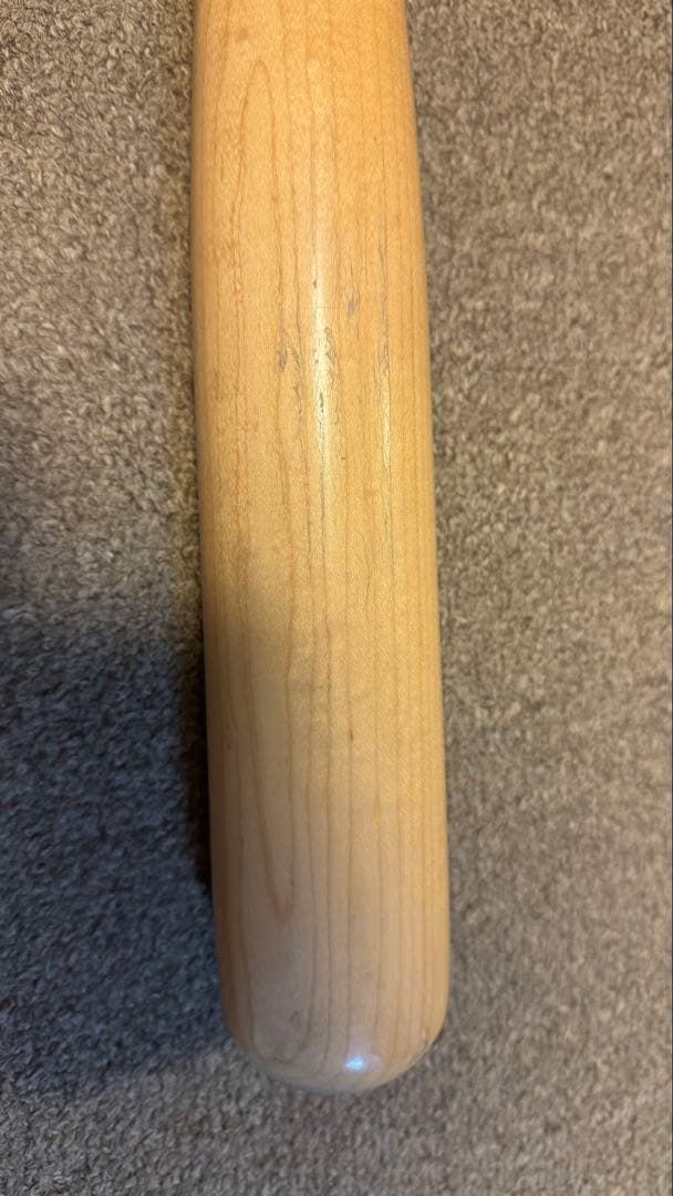 Victus 硬式木製バット