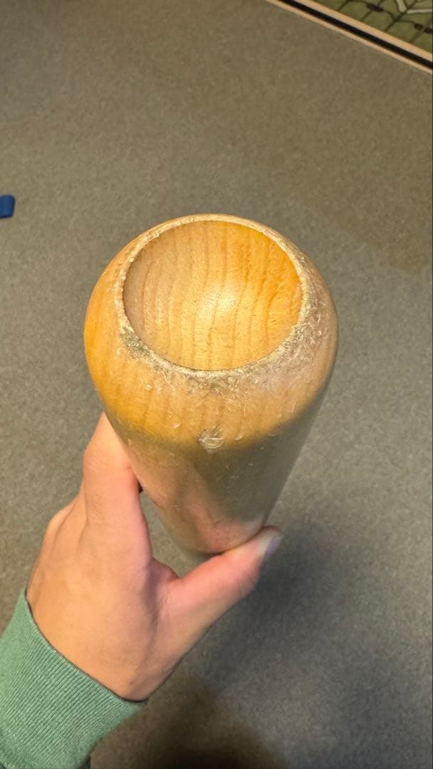 Victus 硬式木製バット