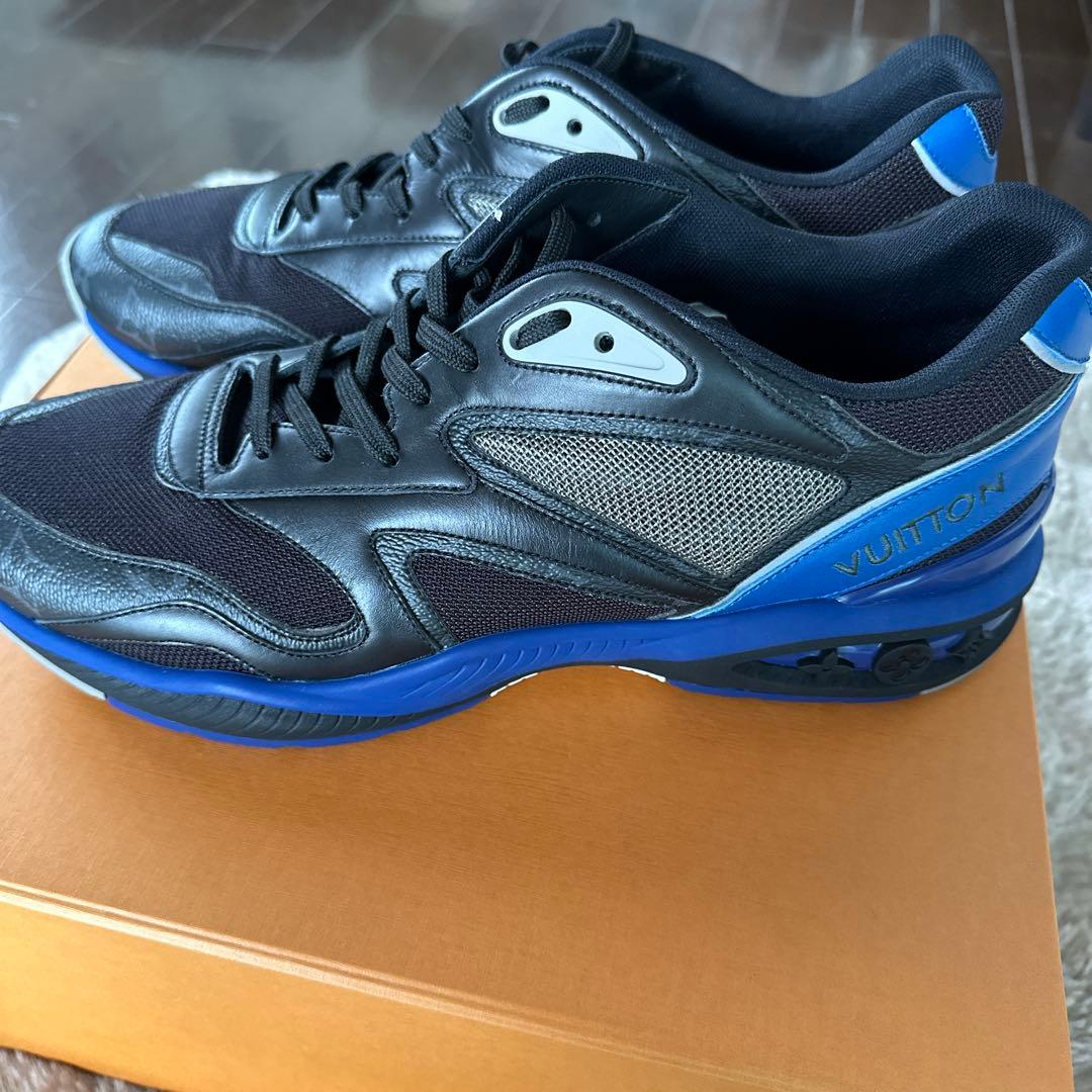 未使用）LOUIS VUITTON スニーカー ブラック ブルーサイズ10