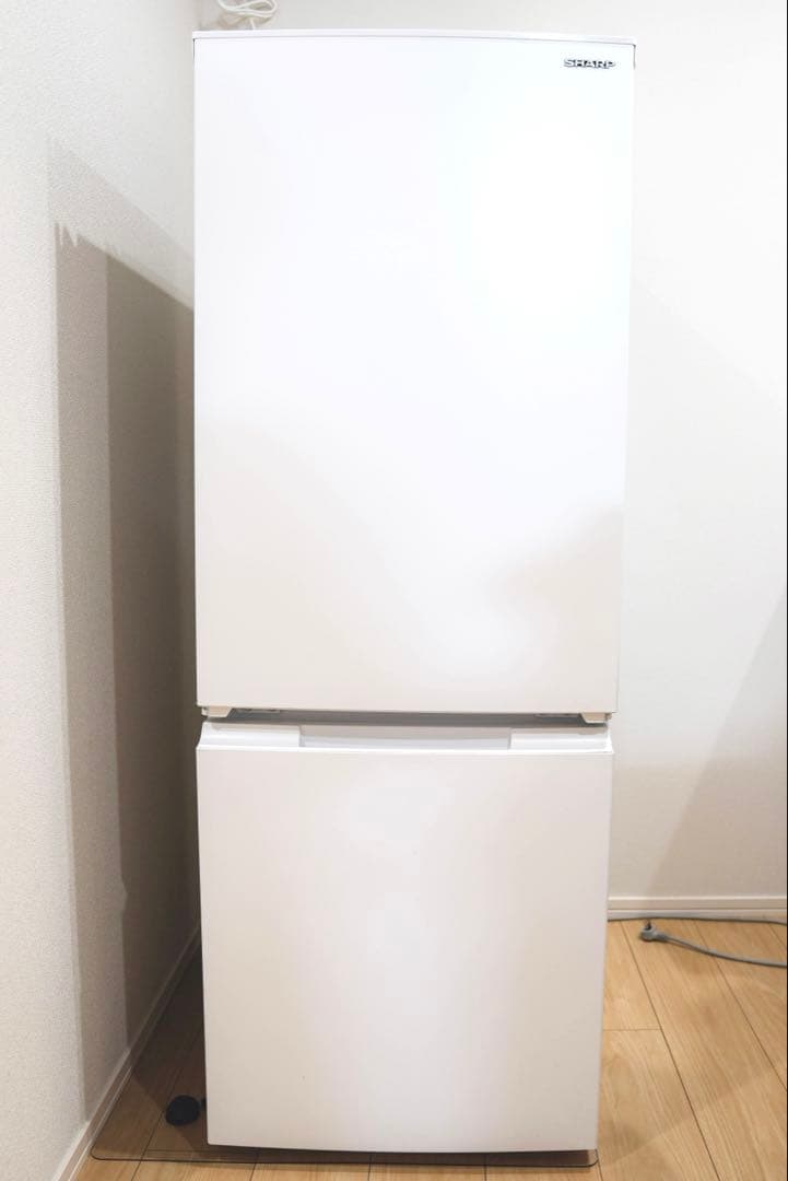 美品！シャープ　SHARP SJ-D18K 冷蔵庫