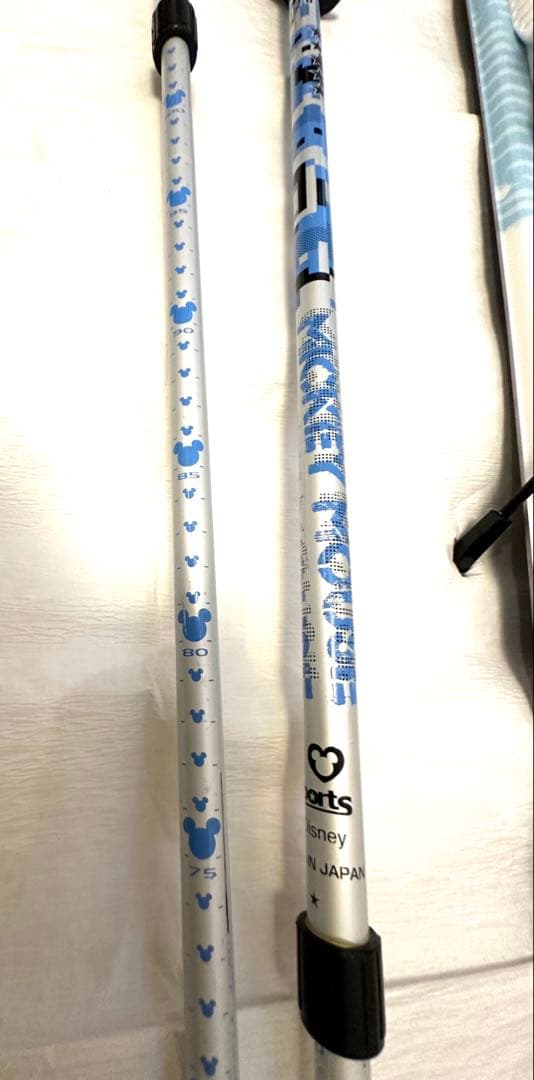 新品未使用 ROSSIGNOL ミニオンデザインスキーセット　128㎝