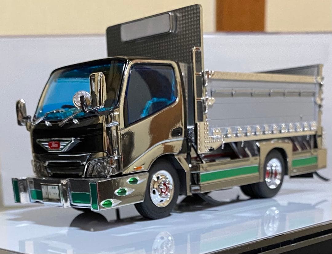 デコトラプラモデル