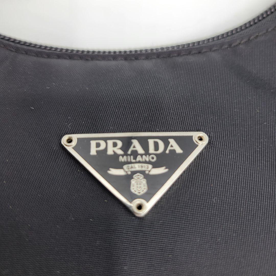 PRADA プラダ アクセサリーポーチ 三角ロゴ ブラック Optiファスナー