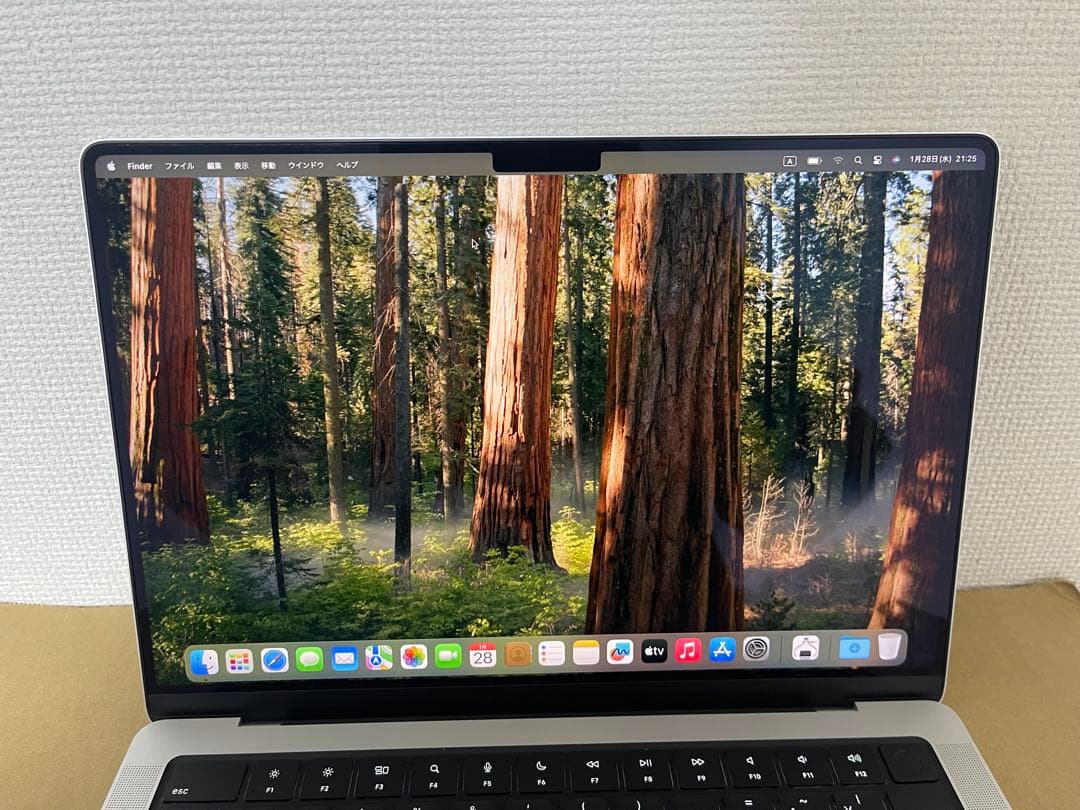 現行モデルMacBookPro14インチ M4/16GB/512G 100%