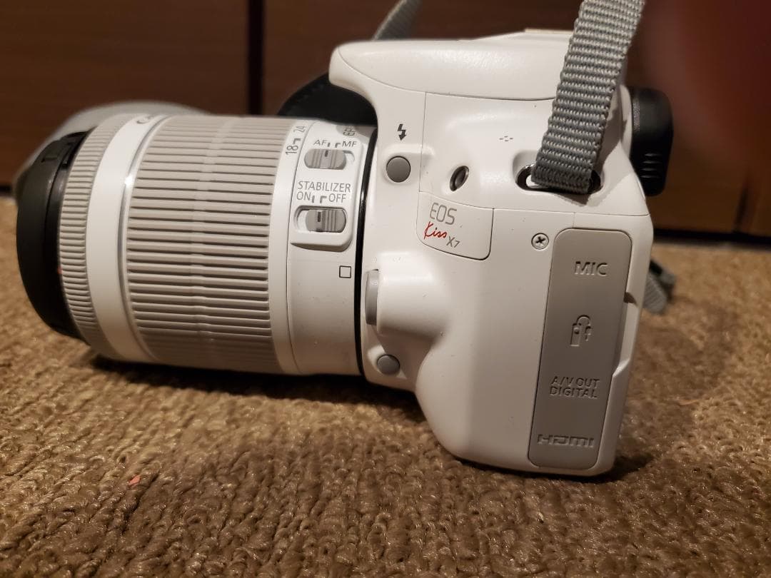 【CANON】キヤノン EOS kiss X7 ホワイト レンズキット