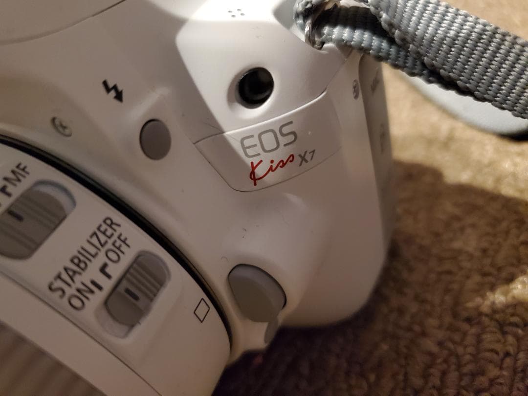 【CANON】キヤノン EOS kiss X7 ホワイト レンズキット