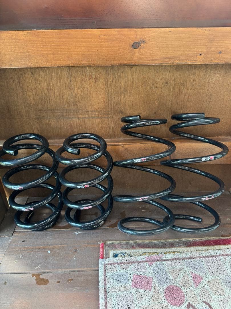 トヨタ アルファード30後期ハイブリットダウンサスRSR Ti2000４本セット