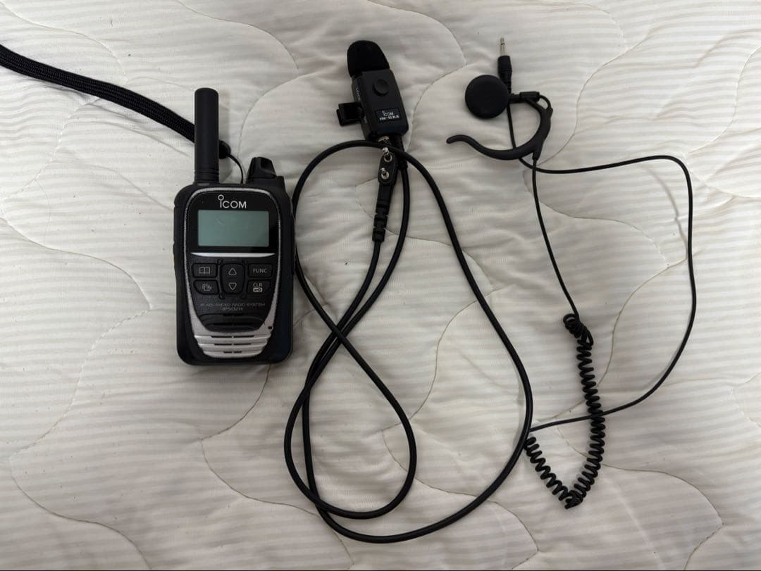 ICOM IP-502Hトランシーバー本体/HM-153LSイヤホンマイクセット