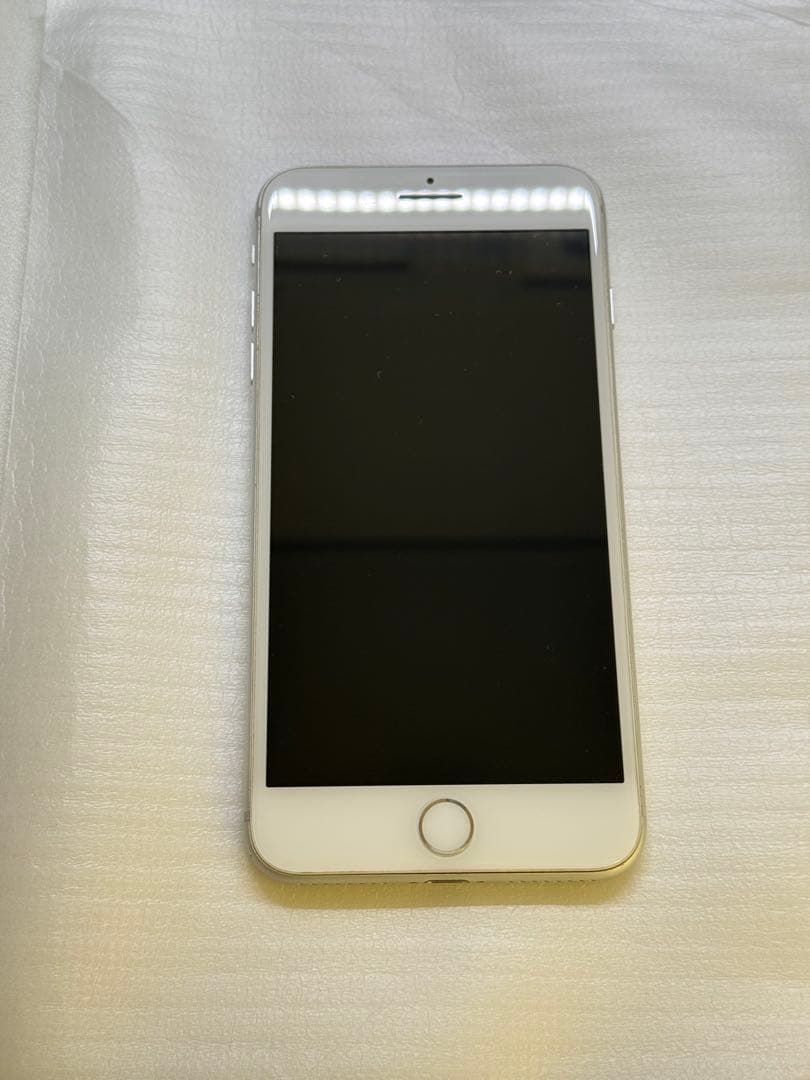【美品】iPhone8plus　77% 64GB SIMフリー　ホワイト