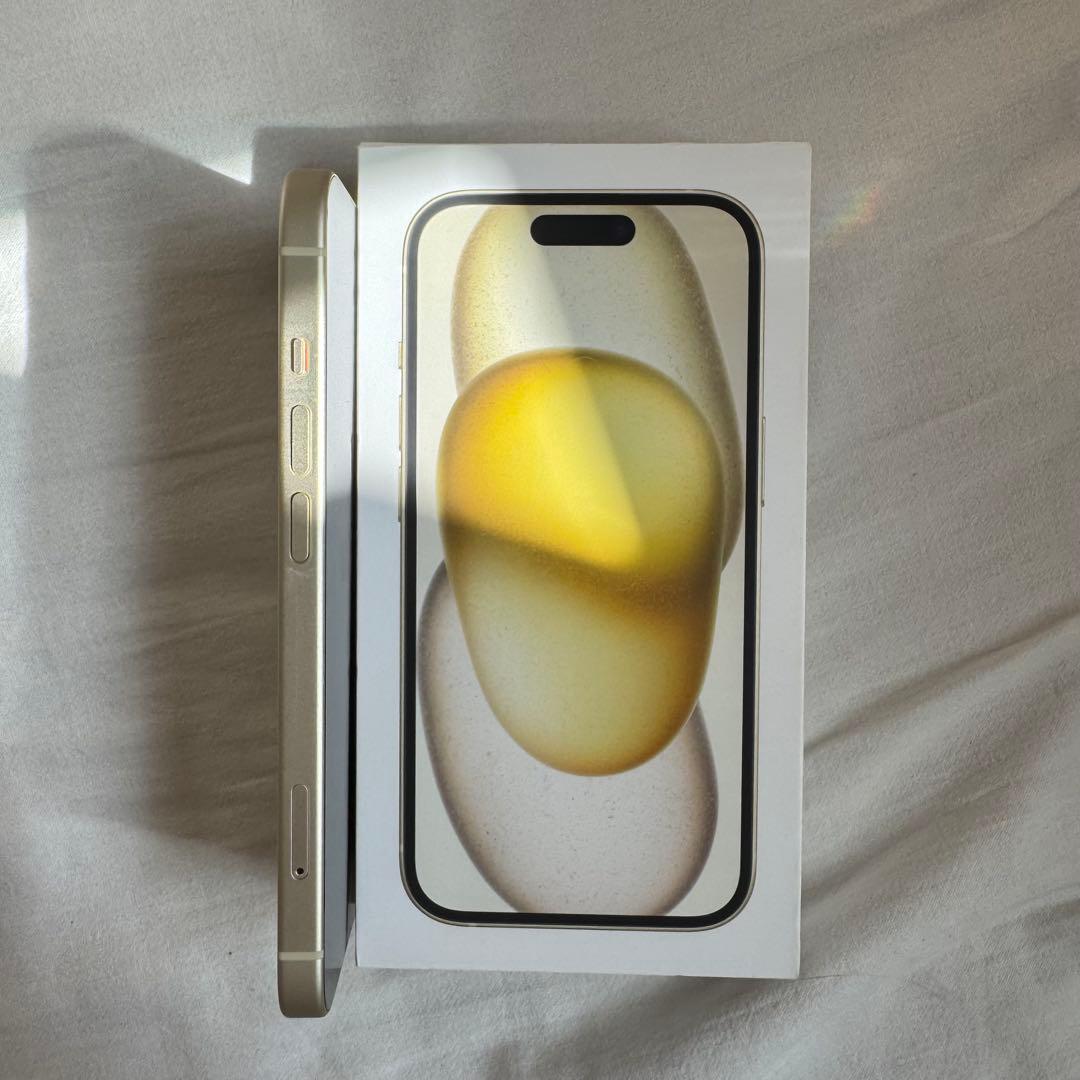 《美品》iphone15 本体 simフリー Apple 128GB イエロー
