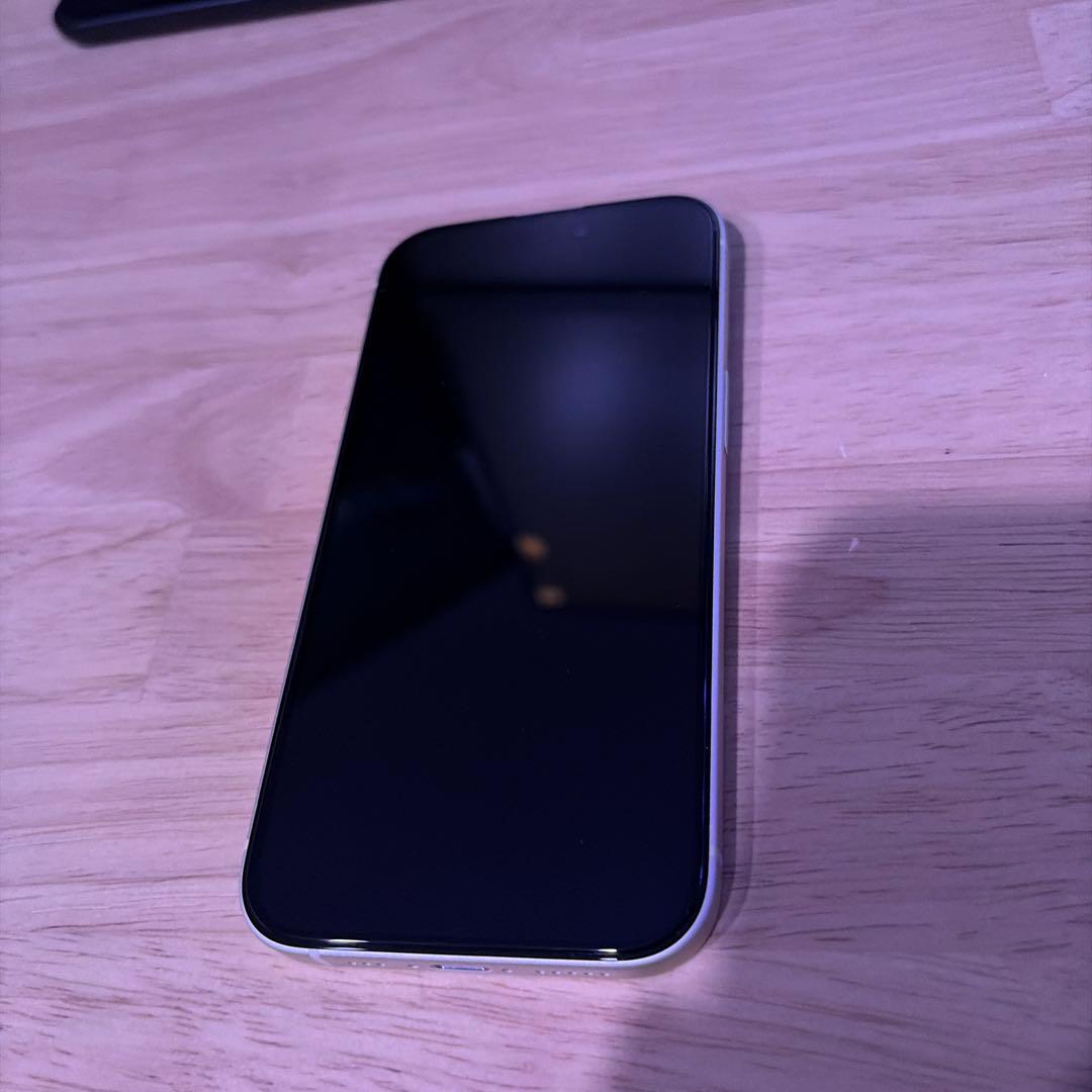 iPhone 15 イエロー 128GB simフリー