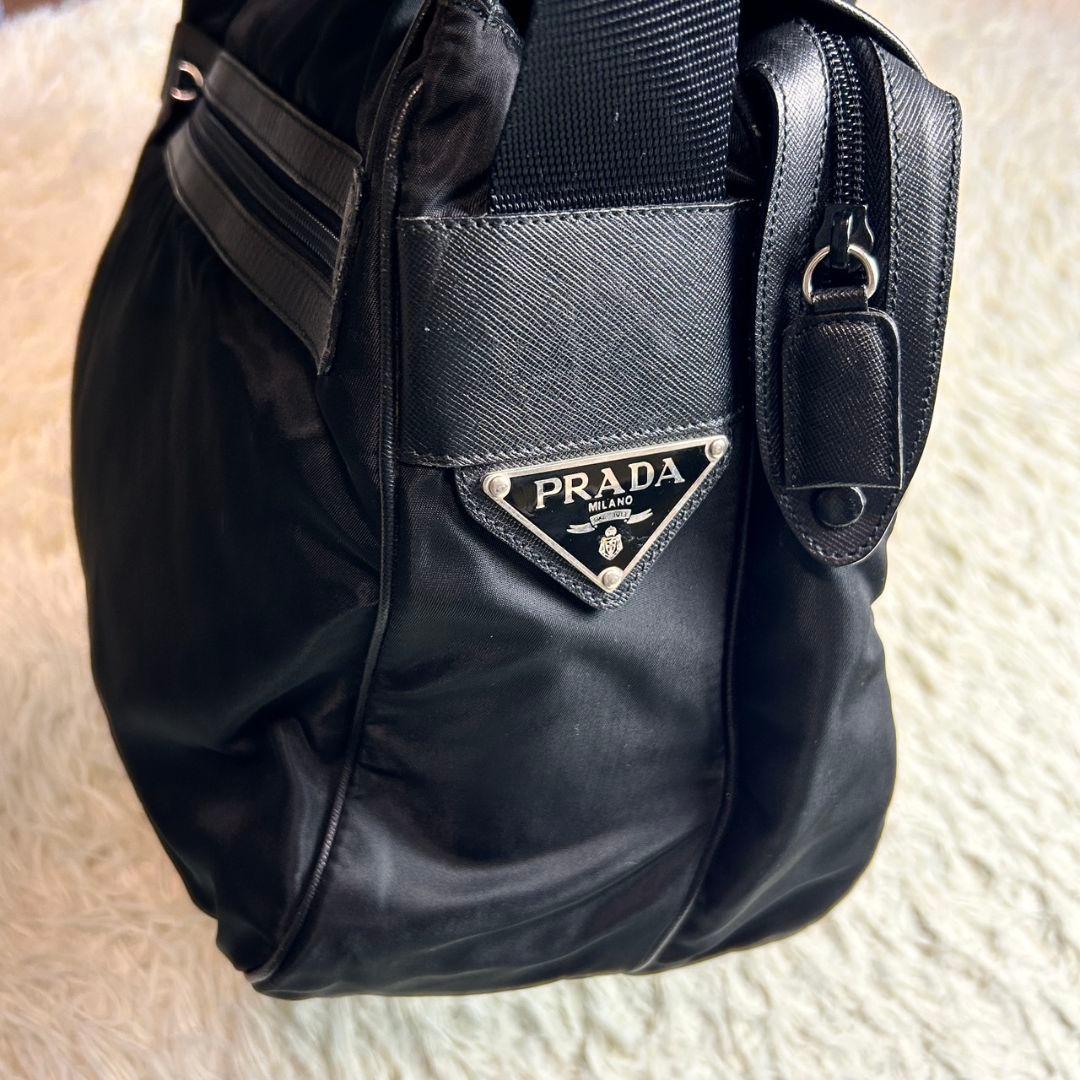 【美品】PRADA ナイロン テスート 大容量 メッセンジャーバッグ ショルダー