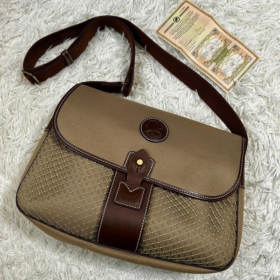 美品✨ハンティングワールド　メッセンジャーバッグ　サファリトゥデイ 　A4