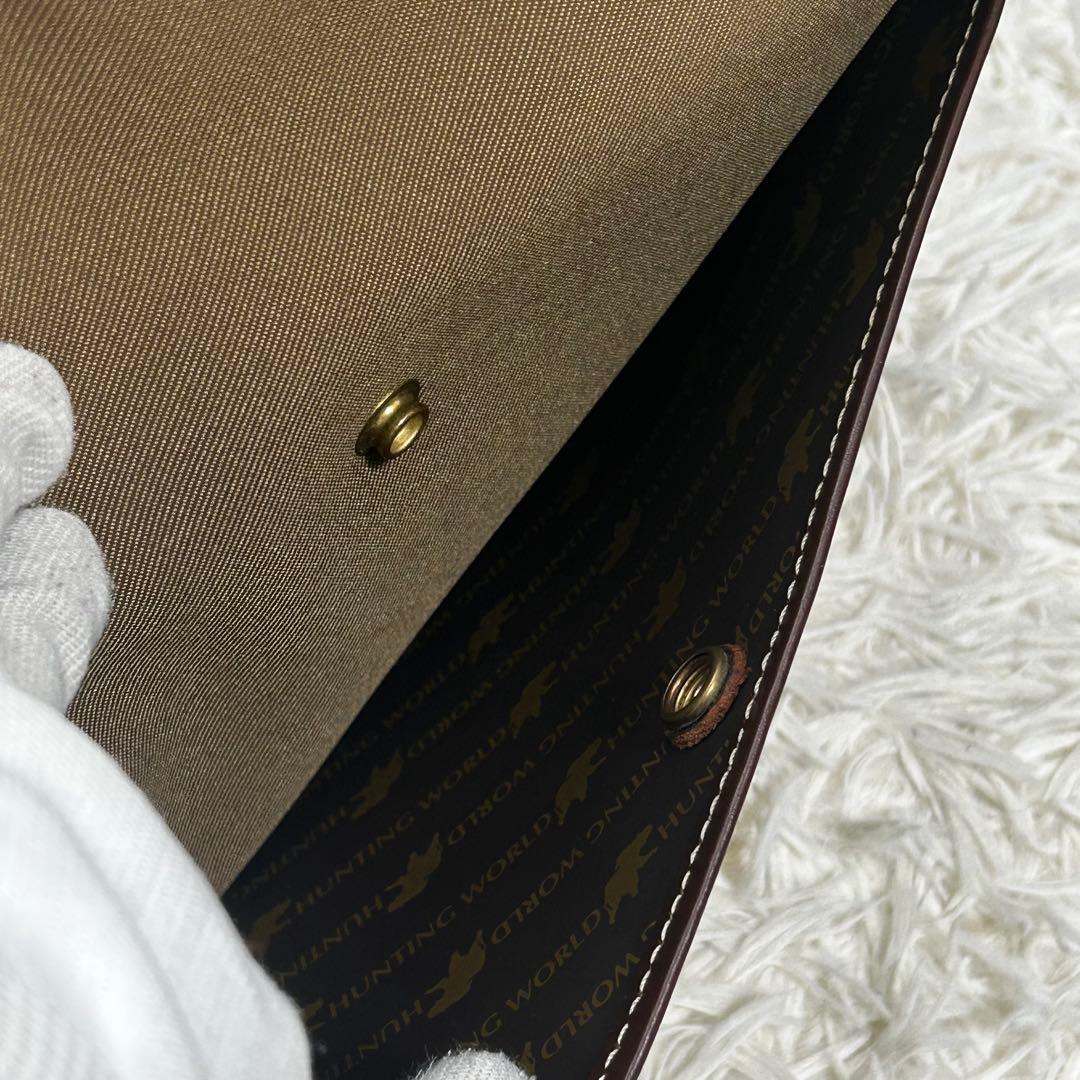 美品✨ハンティングワールド　メッセンジャーバッグ　サファリトゥデイ 　A4