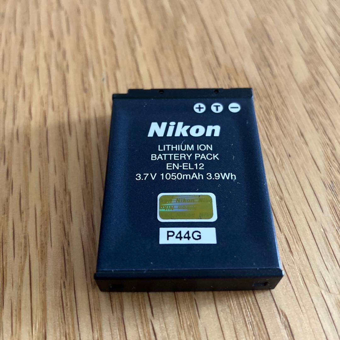 Nikon ニコン　クールピクス　S8200