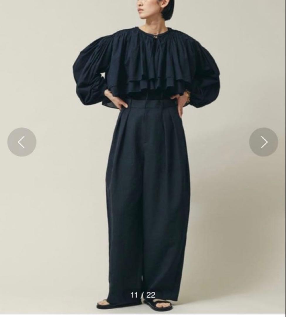 美品★カレンソロジー★ショートギャザーブラウス★ネイビー