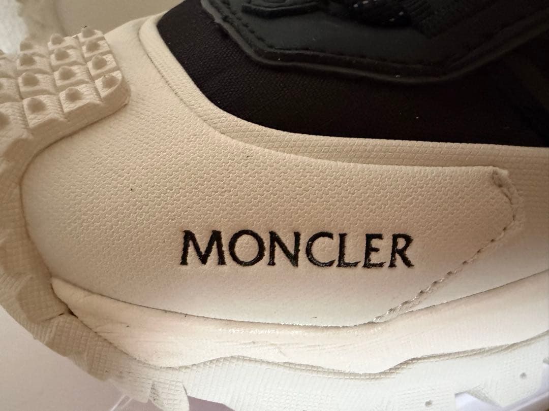 MONCLER モンクレール　トレッキングスニーカー ブラック/ホワイト