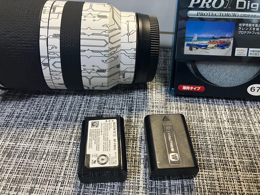 TAMRON タムロン 17-70mm F/2.8 ＋おまけ