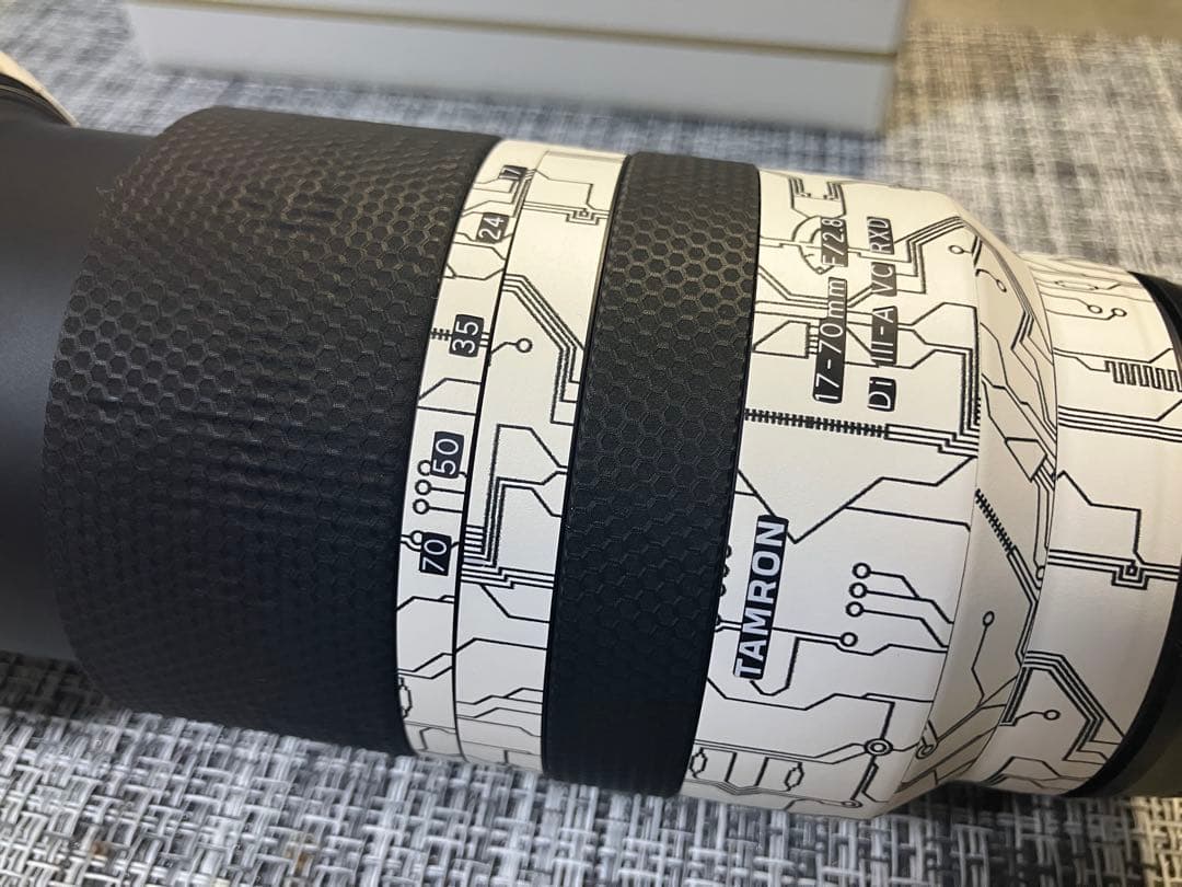 TAMRON タムロン 17-70mm F/2.8 ＋おまけ