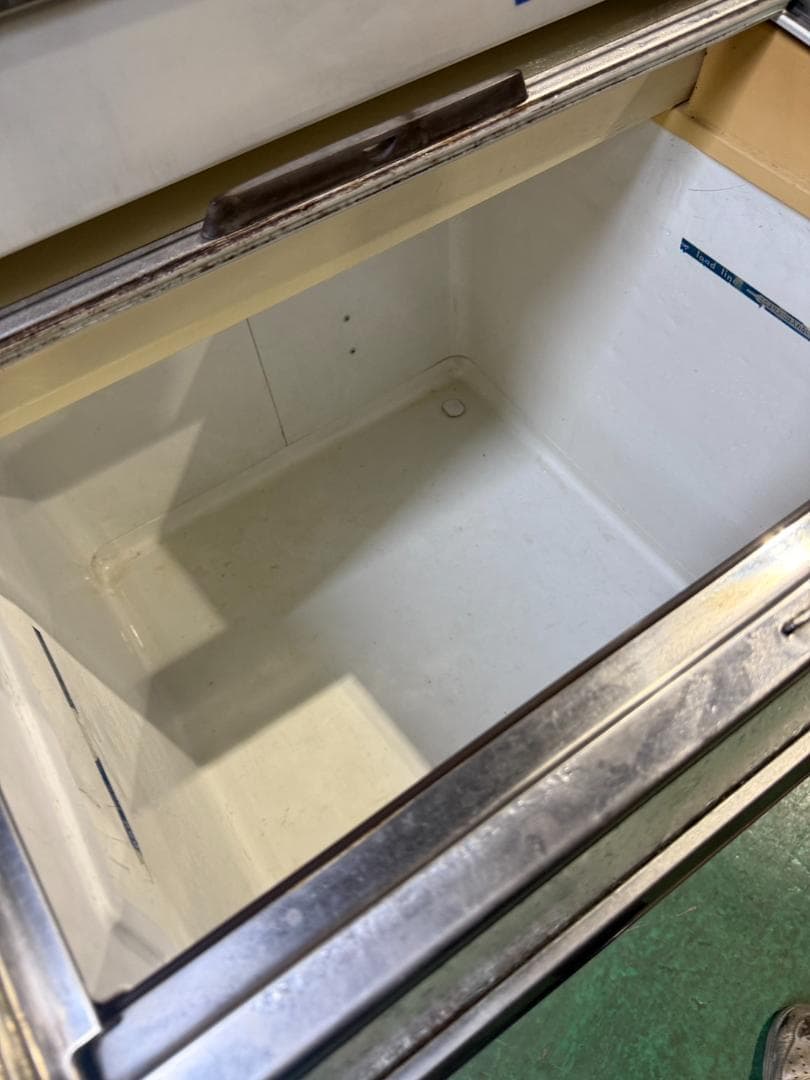 サンヨー　冷凍ストッカー　SCR-R3500