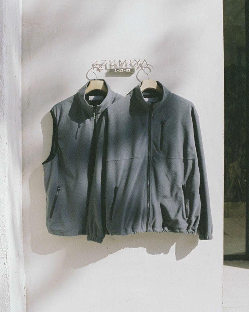 FLEECE VEST[CHARCOAL]（SIZE 2）