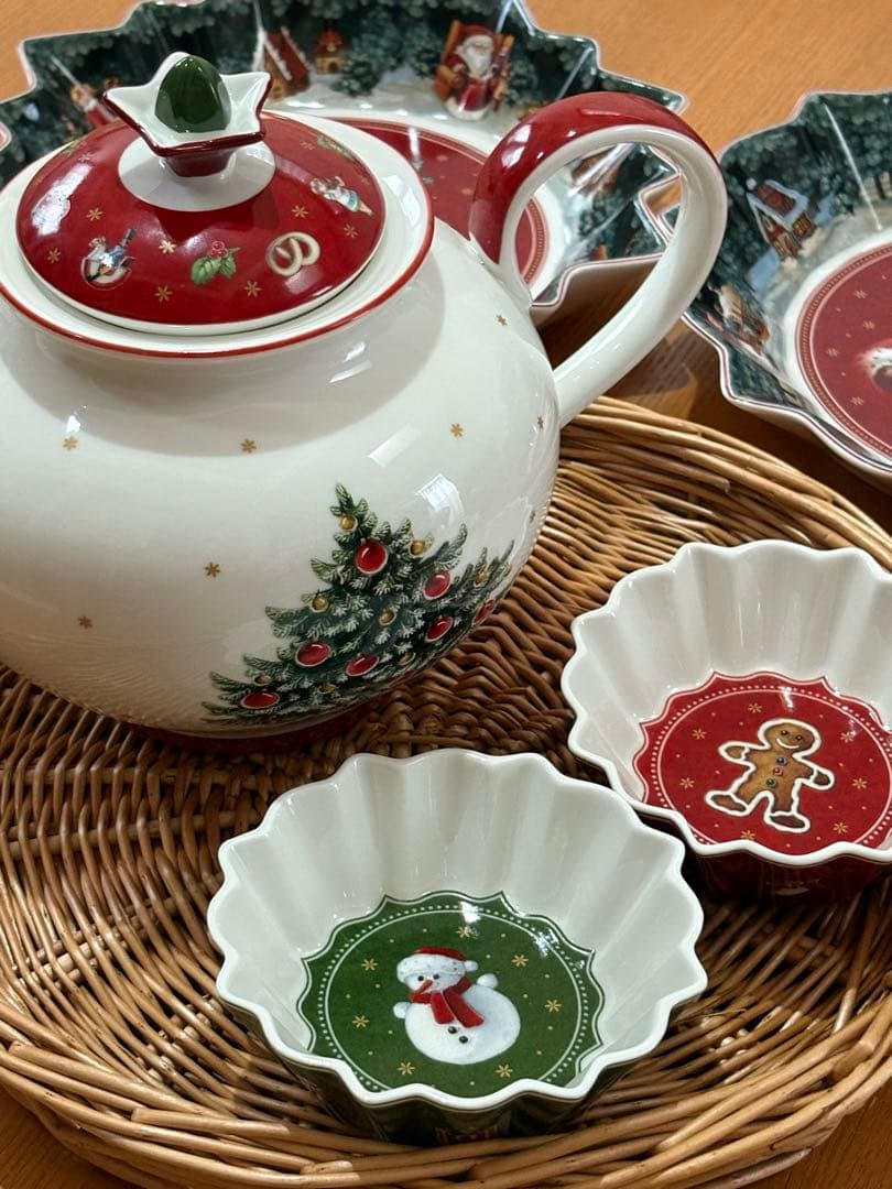 Villeroy & Bochビレロイ&ボッホ　ティーポット　クリスマス柄