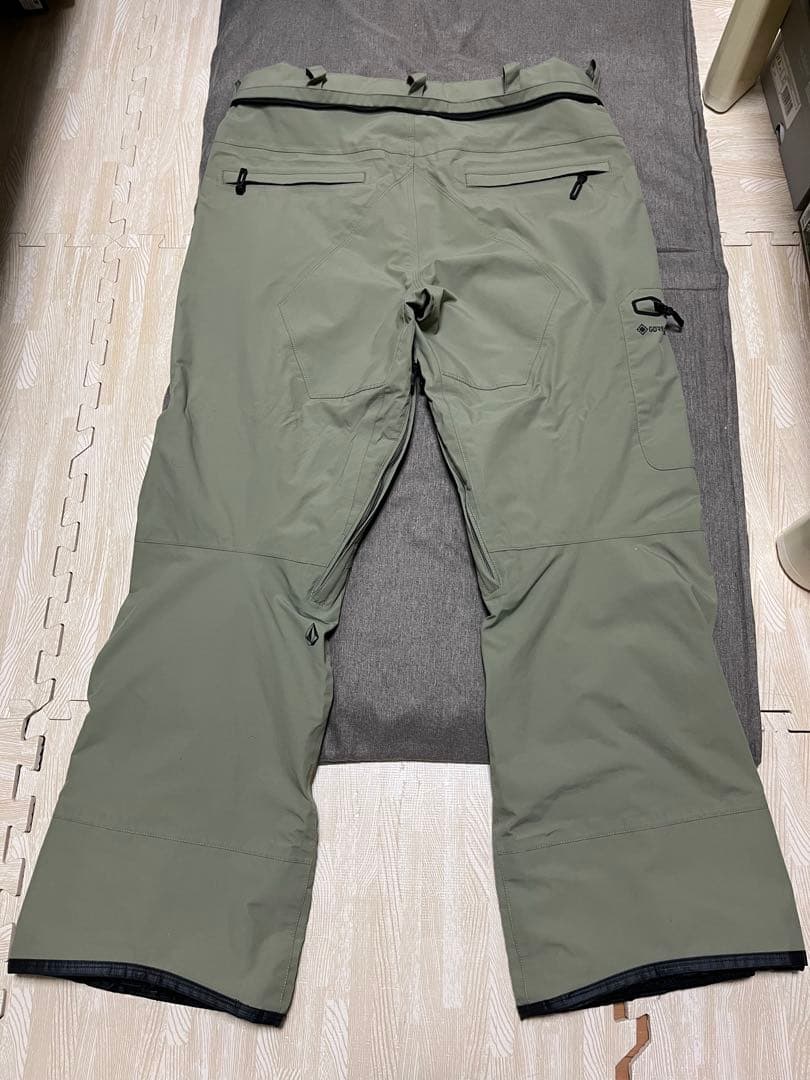 VOLCOM GORE-TEX スノーボードパンツ M