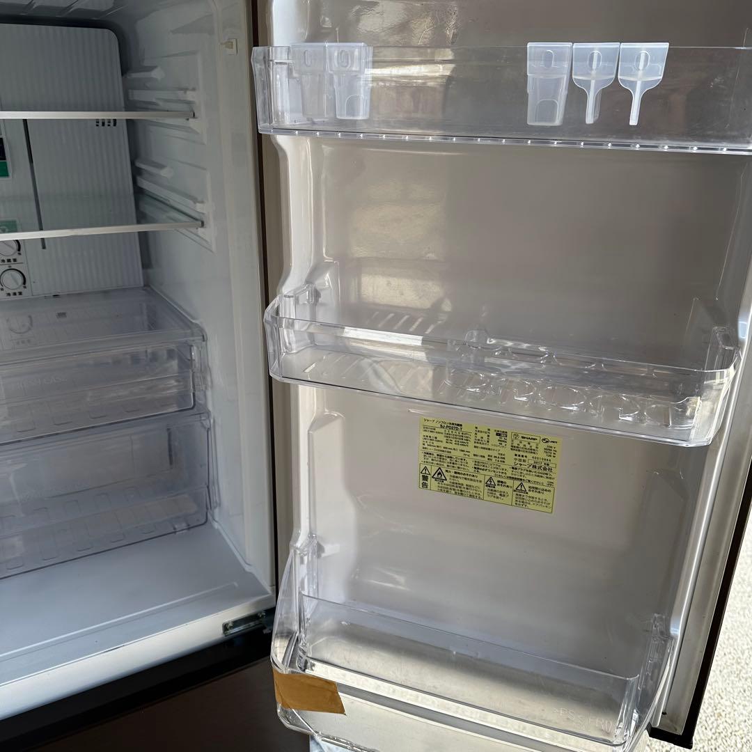 SHARPプラズマクラスター冷蔵庫271ℓ 2017年製