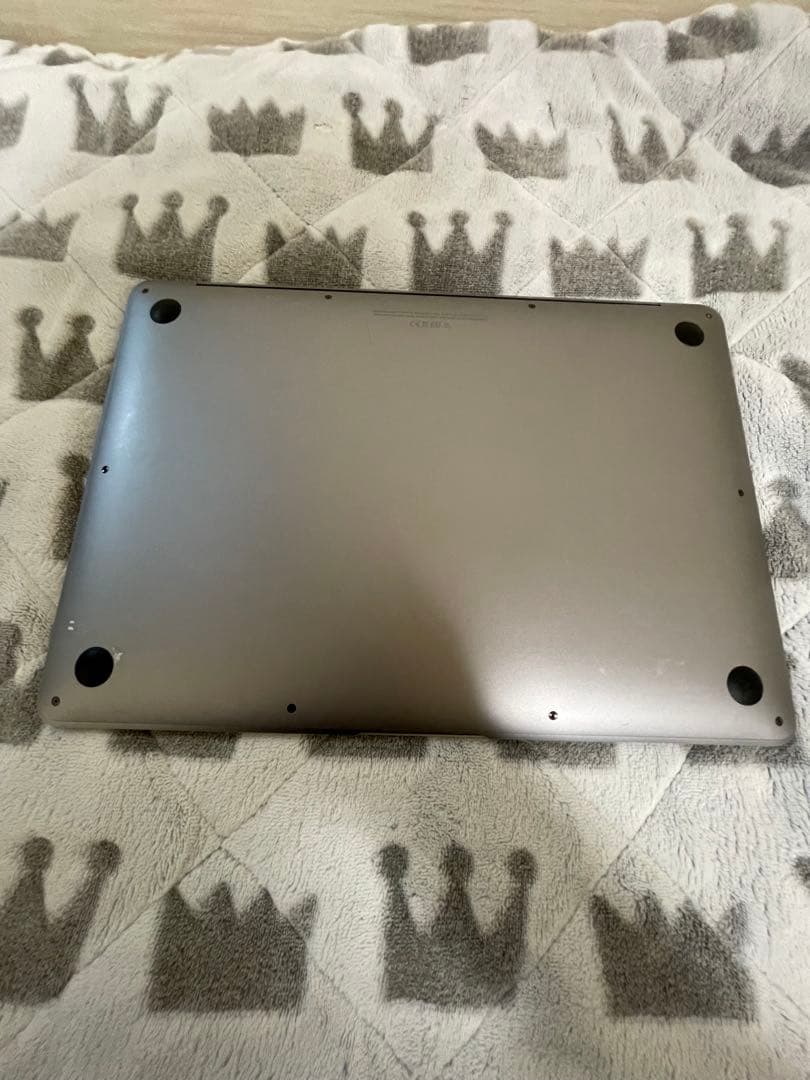 MacBook Air 256GB 2020年式　M1スペック　完動品