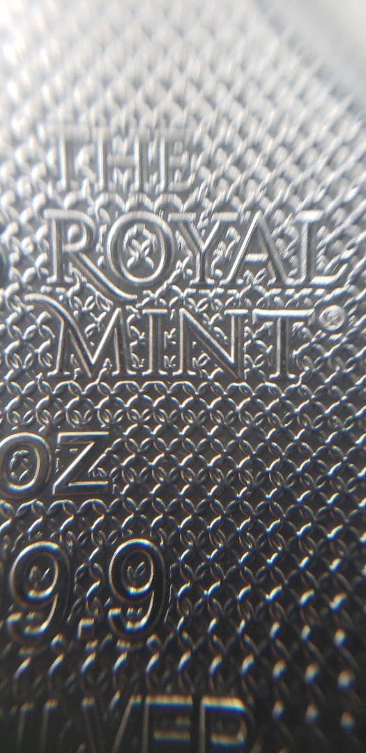 イギリス 2025 クイーンズビースト コンプリーター 純銀 1オンス