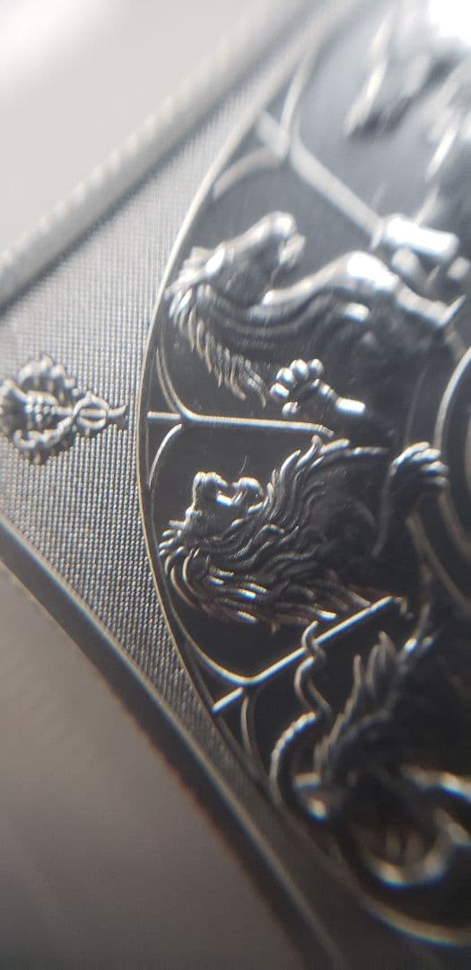 イギリス 2025 クイーンズビースト コンプリーター 純銀 1オンス