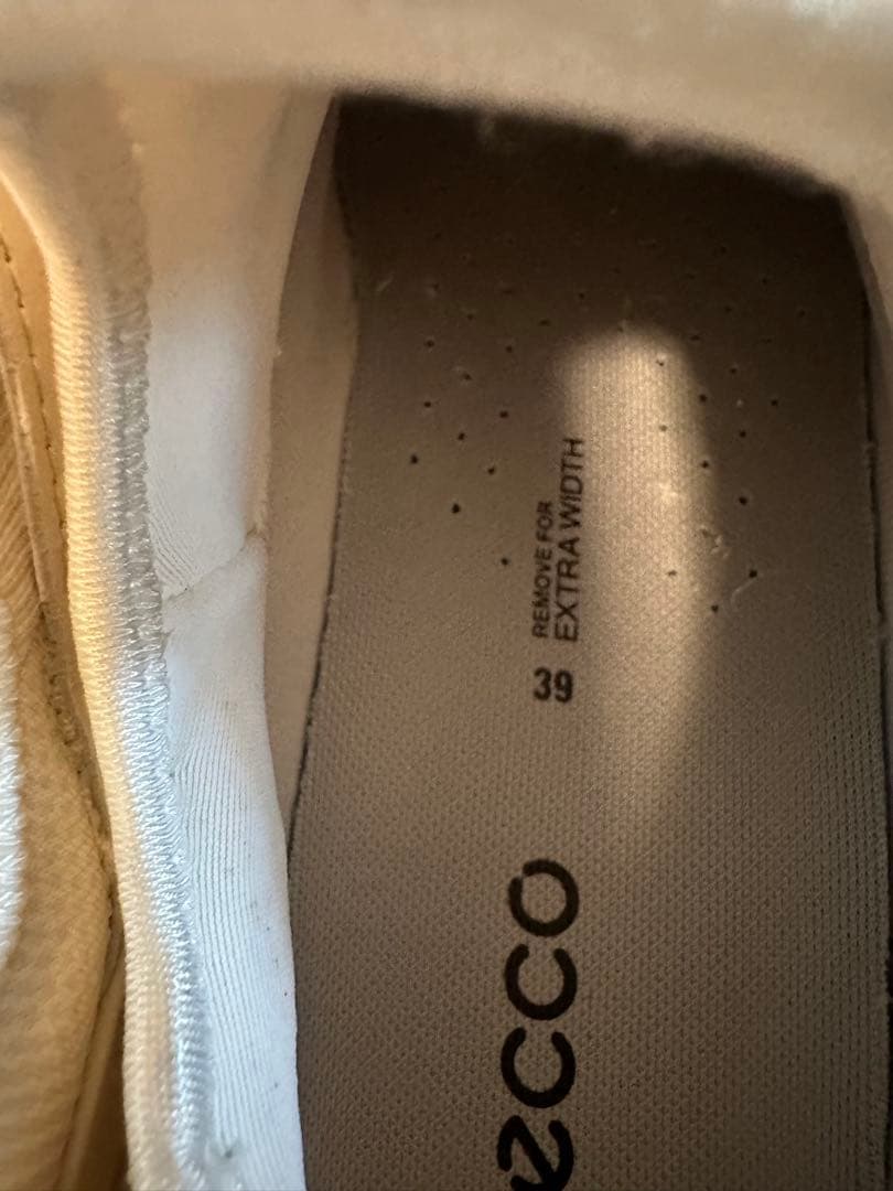 〈　t　〉eccoゴルフレディースシューズ美品