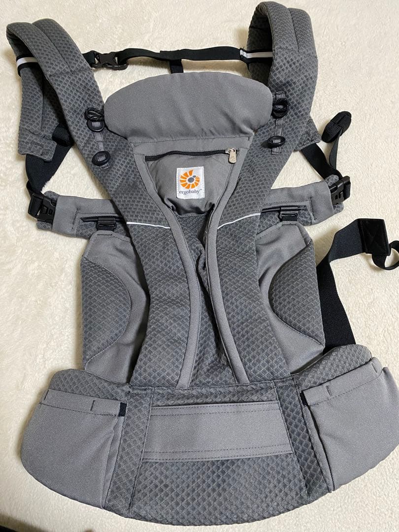 エルゴベビー 抱っこ紐 グレー　OMNI Breeze
