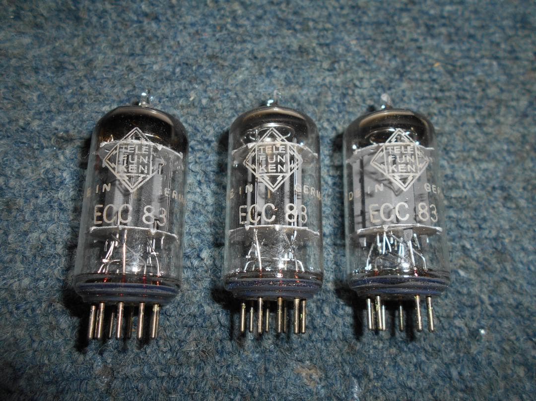 TELEFUNKEN　ECC 83　真空管　3本　未使用品　テレフンケン　ダイヤ