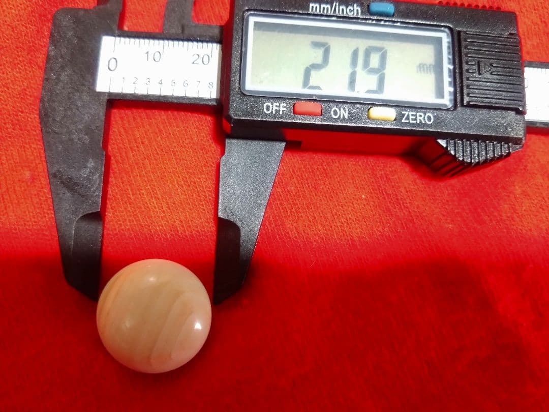 【囲碁】欅碁笥　本蛤碁石、那智黒石　11.4ミリ