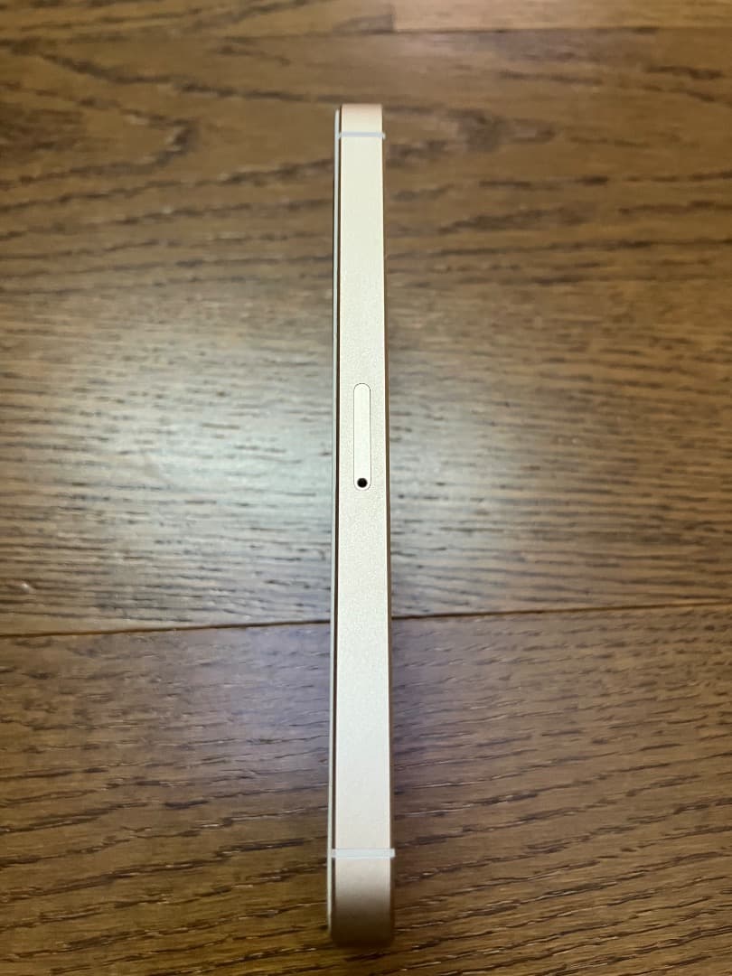 美品 MP842J/A iPhone SE Gold 32GB イヤホンジャック