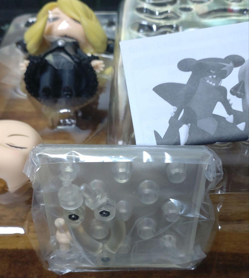 ポケモン ねんどろいど 507 シロナ ガブリアス ※シロナは未使用